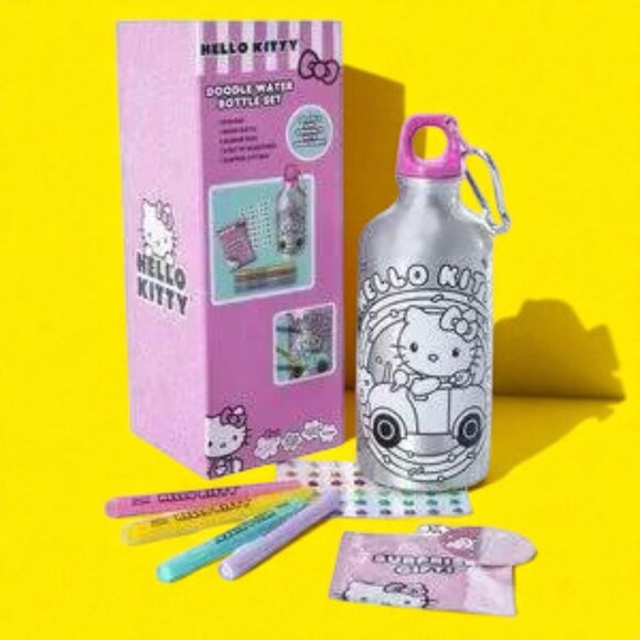 Hello Kitty Doodle Water Bottle Set - Picture 1 of 8